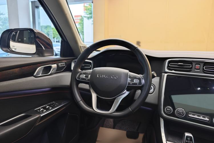 Used Lynk & Co 01 2017 2.0T Four-Wheel Drive Pro Edition Steering Wheel