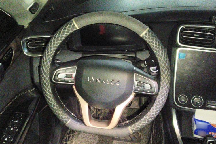 Used Lynk & Co 01 2017 2.0T Two-Wheel Drive Pro Edition Steering Wheel