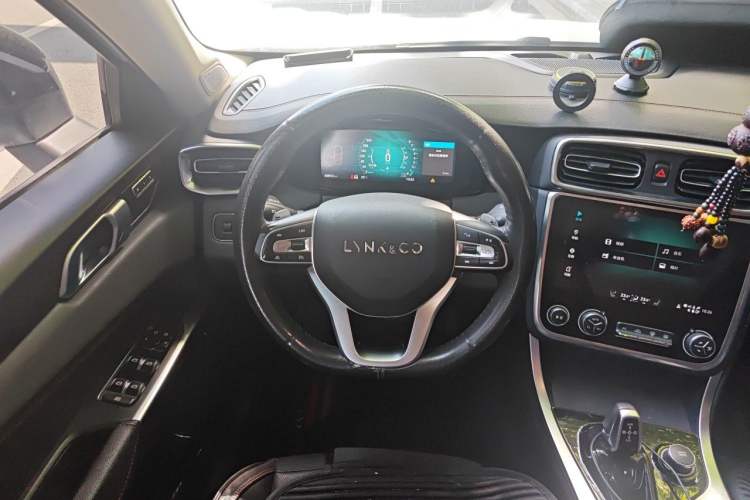 Used Lynk & Co 01 2017 2.0T Four-Wheel Drive Pro Edition Steering Wheel