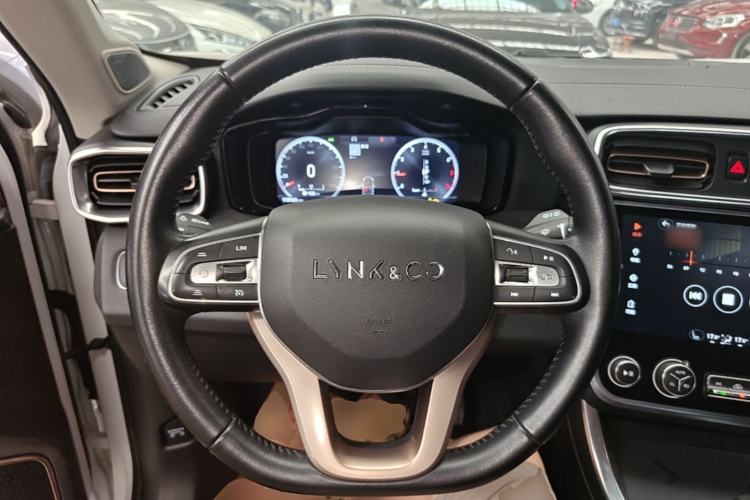 Used Lynk & Co 01 2017 2.0T Two-Wheel Drive Pro Edition Steering Wheel