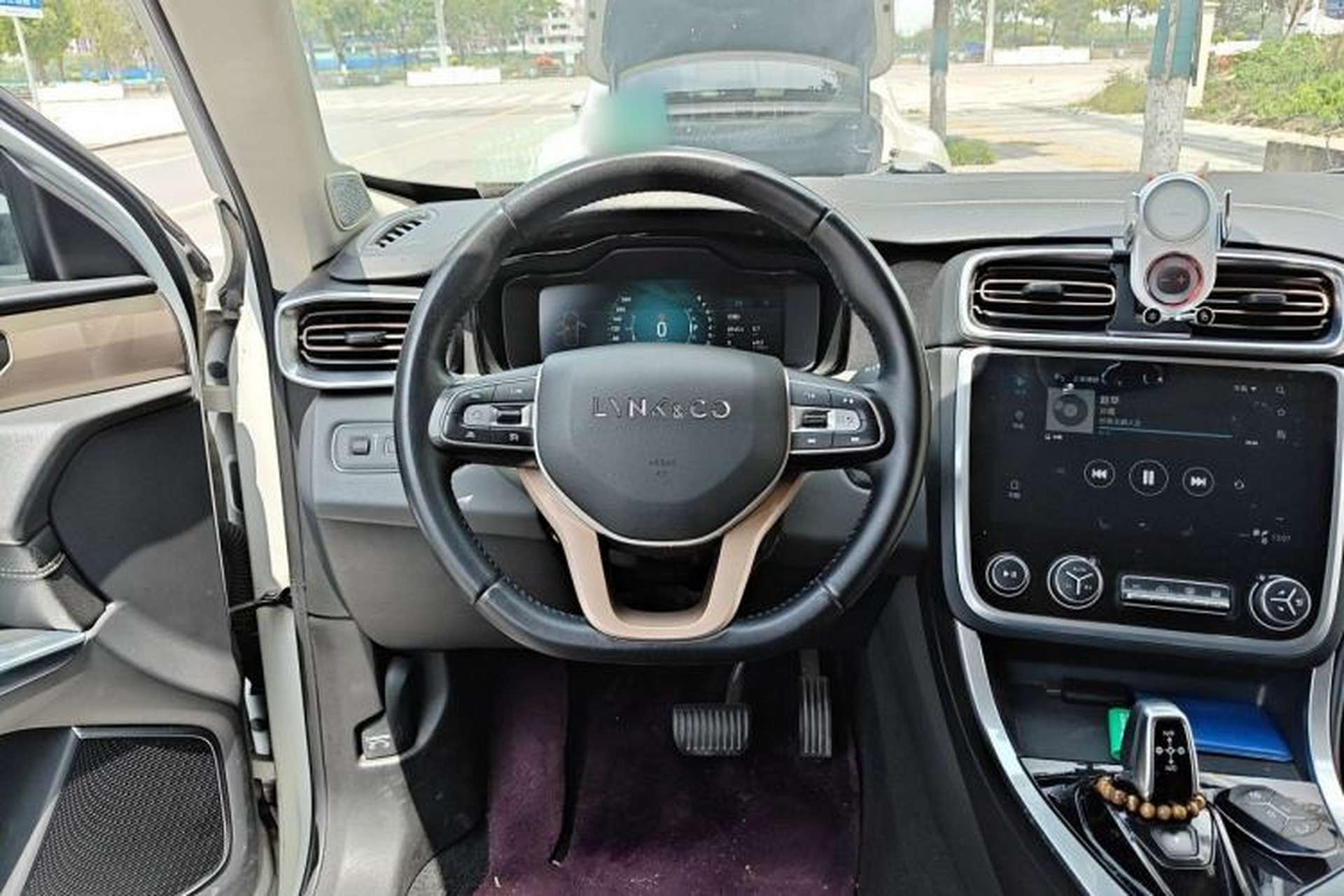 Used Lynk & Co 01 2017 2.0T Two-Wheel Drive Pro Edition Steering Wheel