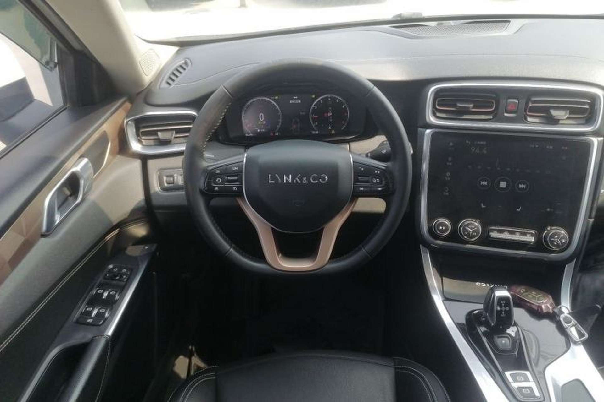 Used Lynk & Co 01 2017 2.0T Two-Wheel-Drive Version Steering Wheel
