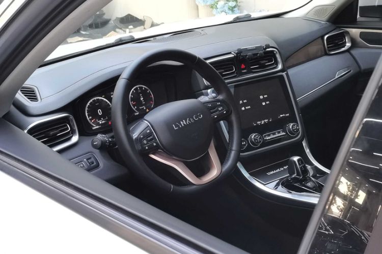 Used Lynk & Co 01 2017 2.0T Two-Wheel-Drive Version Steering Wheel