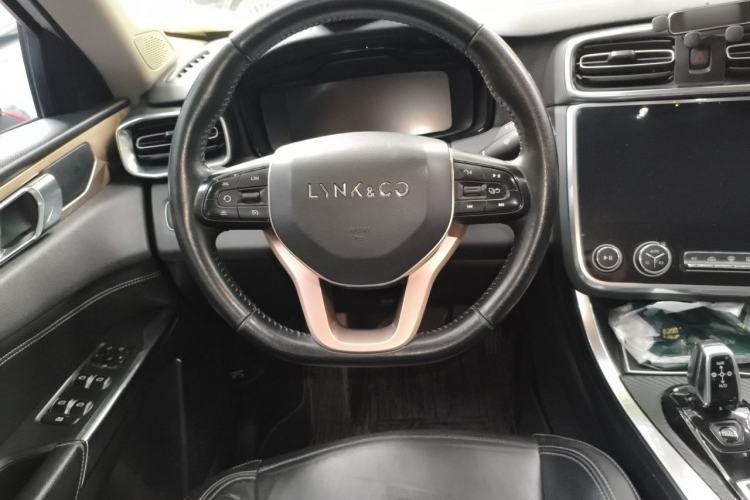 Used Lynk & Co 01 2017 2.0T Two-Wheel-Drive Version Steering Wheel