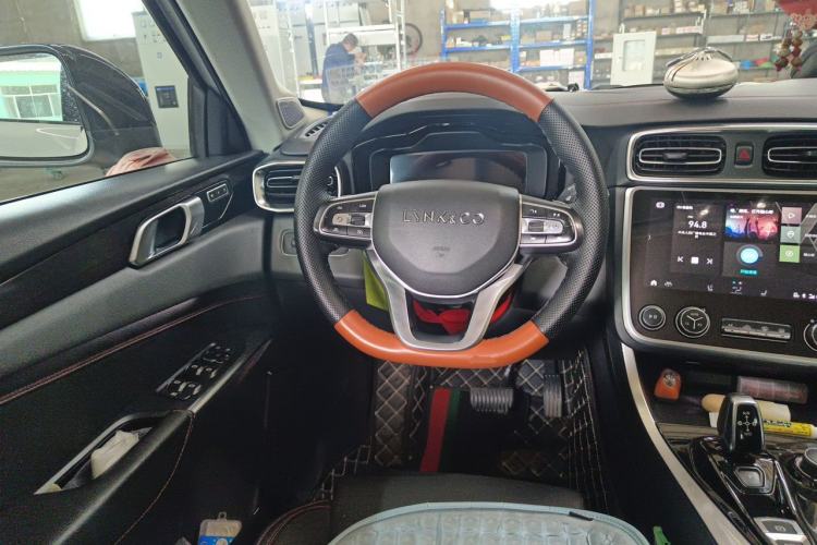 Used Lynk & Co 01 2017 2.0T Four-Wheel Drive Pro Edition Steering Wheel