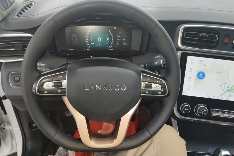 Used Lynk & Co 01 2017 2.0T Two-Wheel Drive Pro Edition Steering Wheel