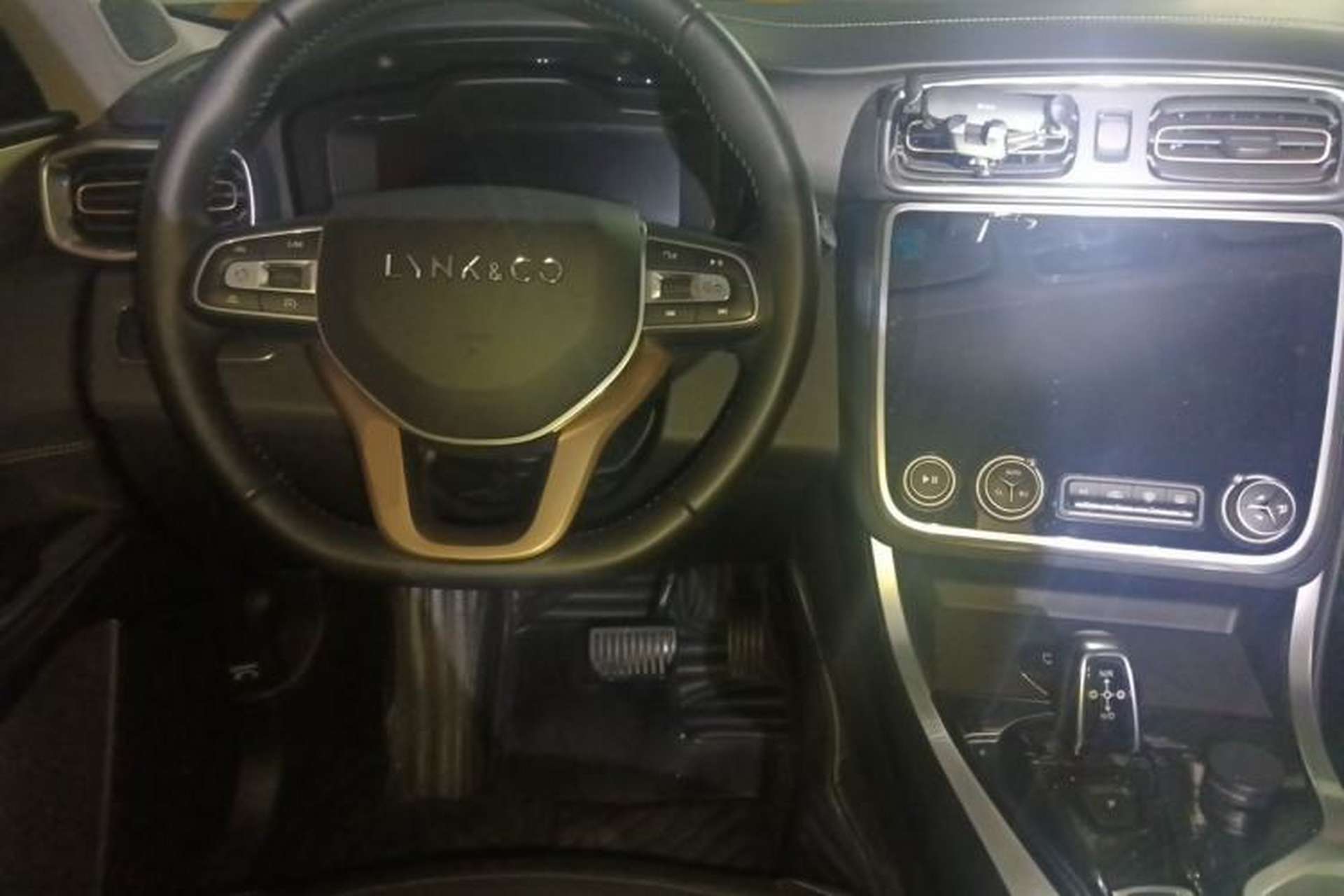 Used Lynk & Co 01 2017 2.0T Two-Wheel Drive Pro Edition Steering Wheel