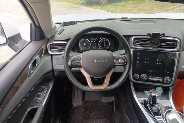 Used Lynk & Co 01 2017 2.0T Two-Wheel Drive Pro Edition Steering Wheel
