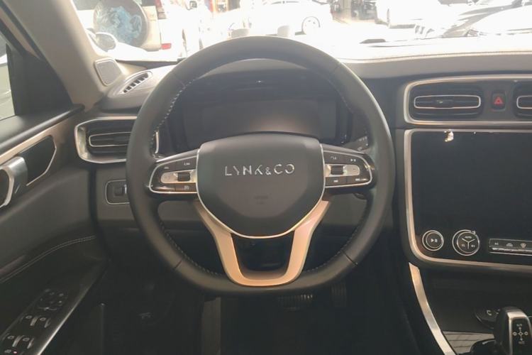 Used Lynk & Co 01 2017 2.0T Two-Wheel Drive Pro Edition Steering Wheel
