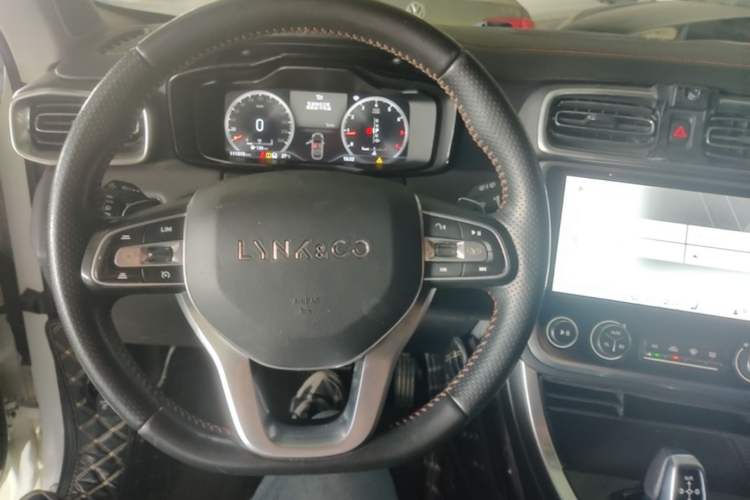 Used Lynk & Co 01 2017 2.0T Four-Wheel Drive Pro Edition Steering Wheel