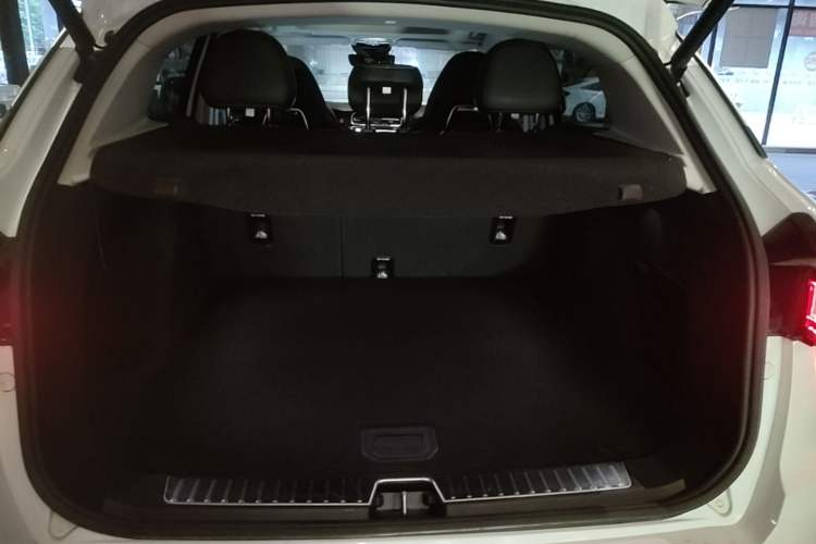 Used Lynk & Co 01 2017 2.0T Two-Wheel Drive Pro Edition Trunk