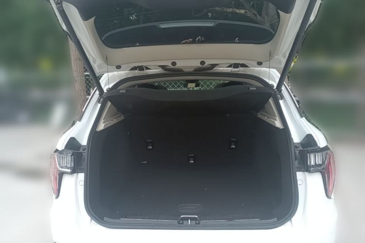 Used Lynk & Co 01 2017 2.0T Two-Wheel Drive Pro Edition Trunk