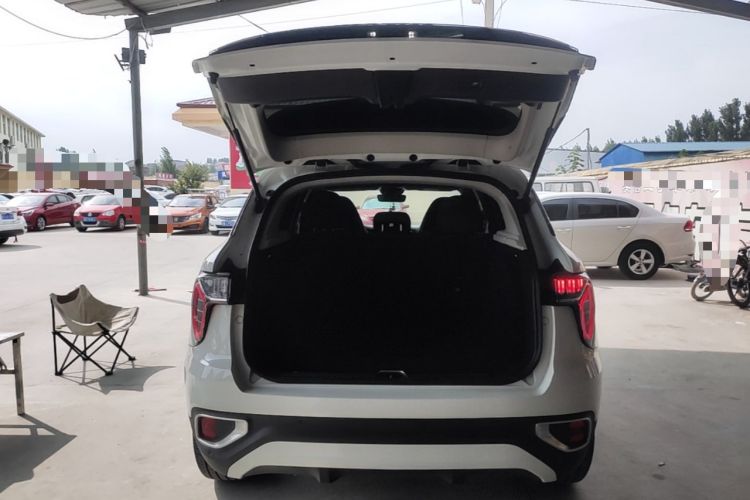 Used Lynk & Co 01 2017 2.0T Two-Wheel-Drive Version Trunk