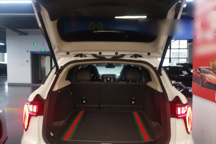 Used Lynk & Co 01 2017 2.0T Two-Wheel Drive Pro Edition Trunk