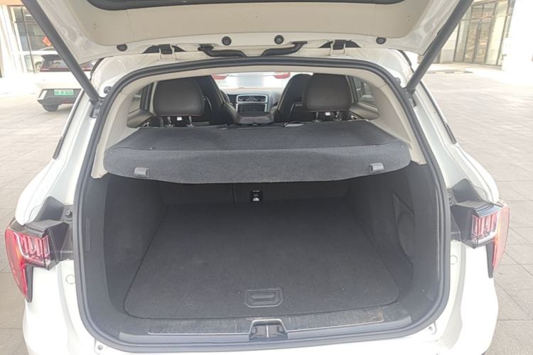 Used Lynk & Co 01 2017 2.0T Four-Wheel Drive Pro Edition Trunk