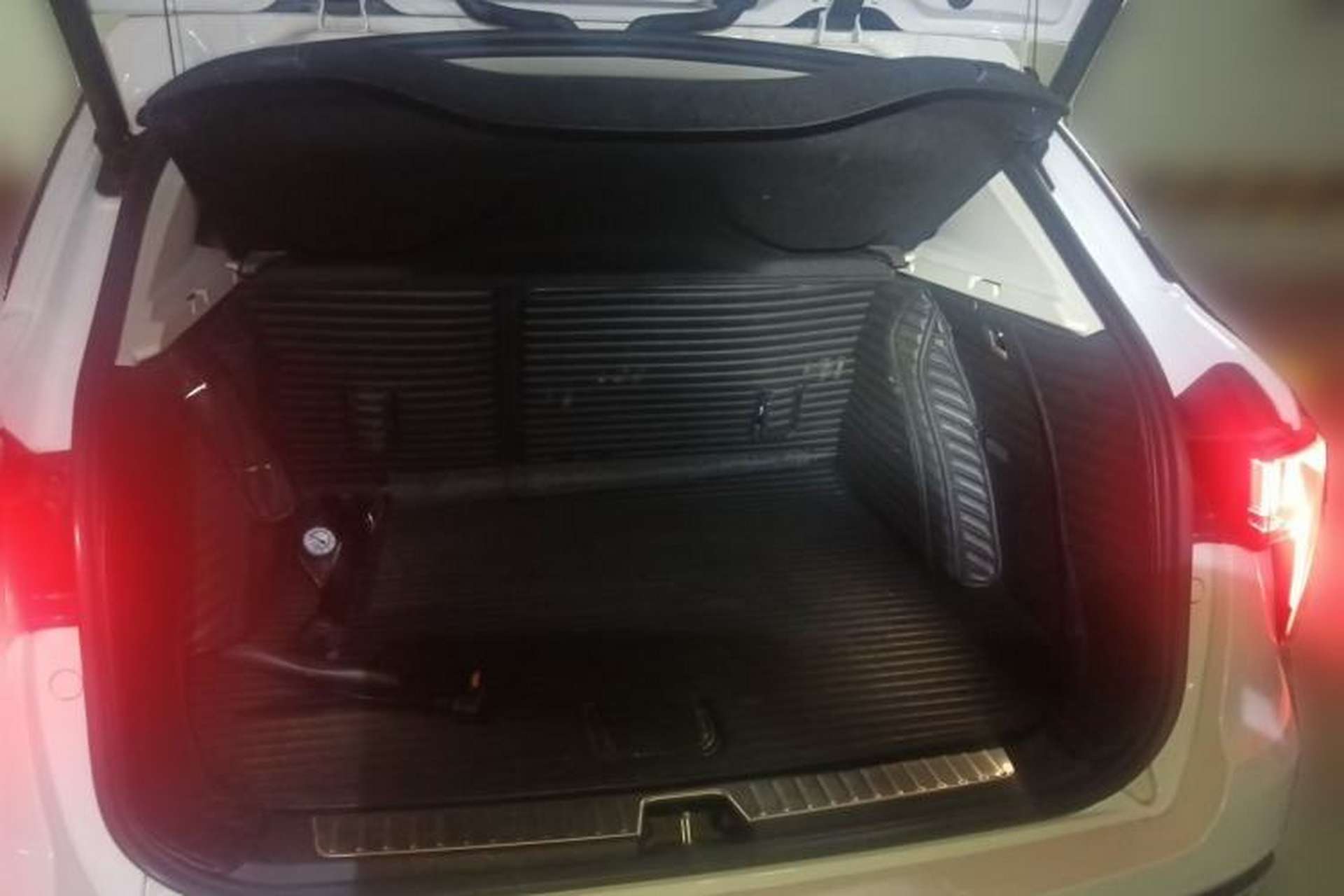 Used Lynk & Co 01 2017 2.0T Two-Wheel Drive Pro Edition Trunk