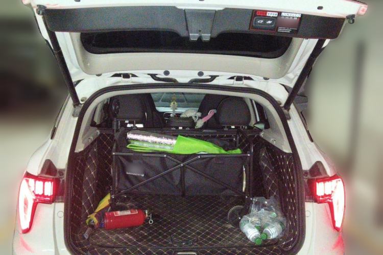 Used Lynk & Co 01 2017 2.0T Two-Wheel Drive Pro Edition Trunk
