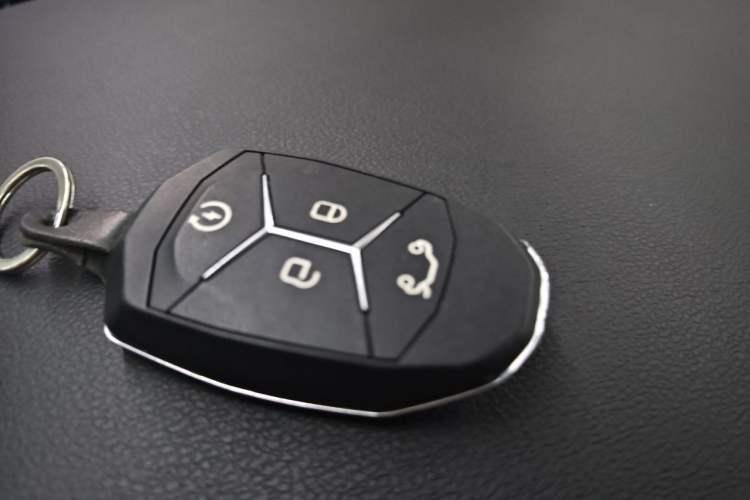 Used Lynk & Co 01 2017 2.0T Two-Wheel-Drive Version Vehicle Key