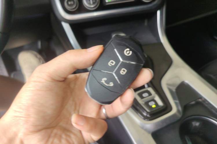 Used Lynk & Co 01 2017 2.0T Two-Wheel Drive Pro Edition Vehicle Key