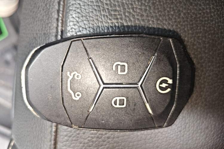 Used Lynk & Co 01 2017 2.0T Two-Wheel-Drive Version Vehicle Key