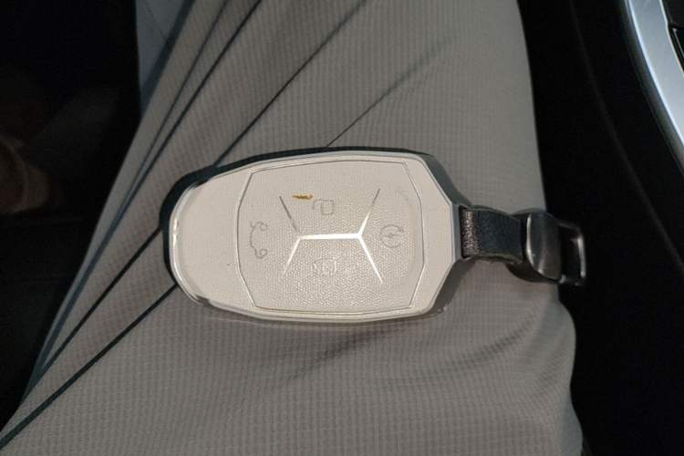 Used Lynk & Co 01 2017 2.0T Two-Wheel Drive Pro Edition Vehicle Key
