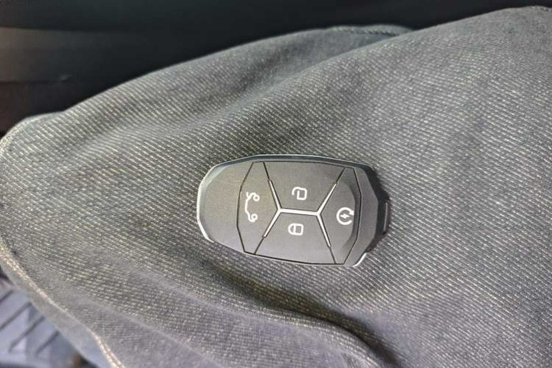Used Lynk & Co 01 2017 2.0T Two-Wheel Drive Pro Edition Vehicle Key