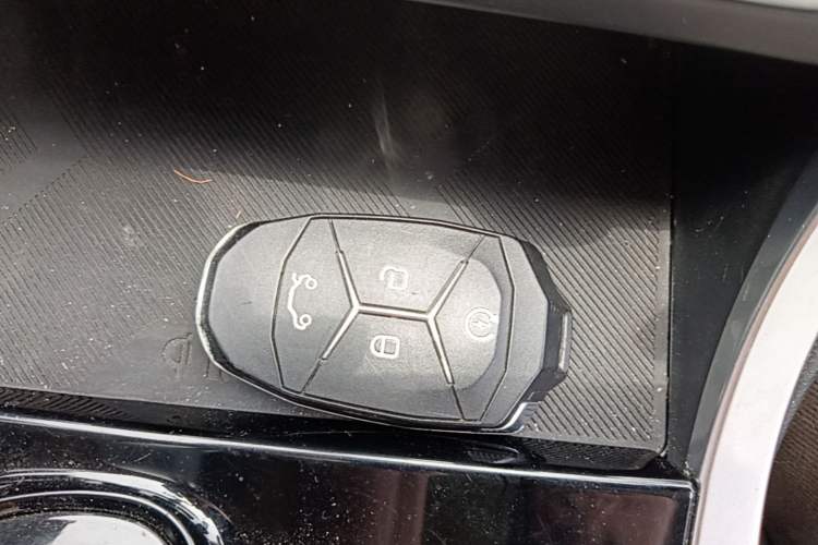Used Lynk & Co 01 2017 2.0T Two-Wheel Drive Pro Edition Vehicle Key