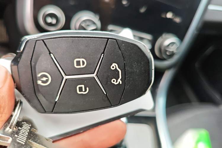 Used Lynk & Co 01 2017 2.0T Two-Wheel Drive Pro Edition Vehicle Key