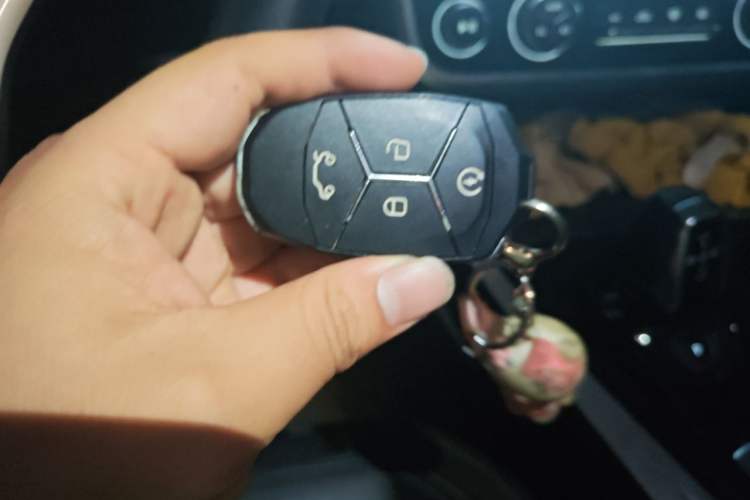 Used Lynk & Co 01 2017 2.0T Two-Wheel Drive Pro Edition Vehicle Key