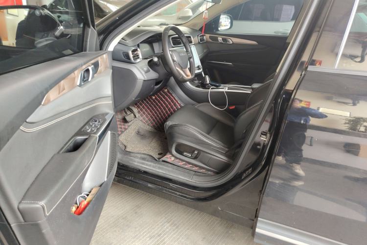 Used Lynk & Co 01 2018 2.0T Two-Wheel-Drive + Version Driver Seat