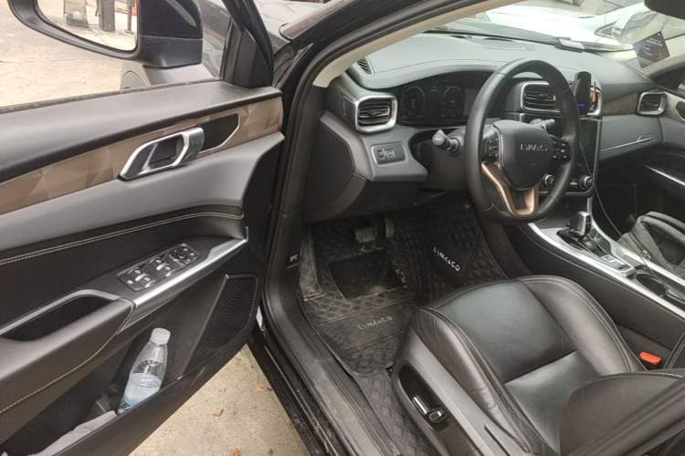Used Lynk & Co 01 2018 2.0T Two-Wheel-Drive + Version Driver Seat
