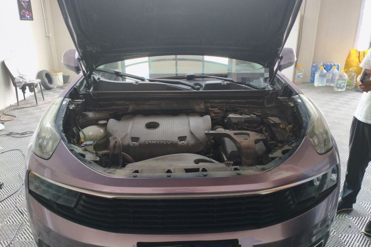 Used Lynk & Co 01 2018 2.0T Two-Wheel-Drive + Version Engine Bay