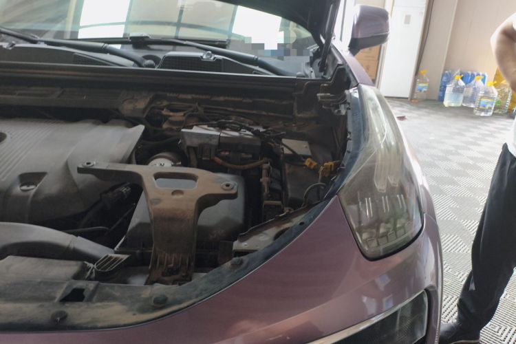 Used Lynk & Co 01 2018 2.0T Two-Wheel-Drive + Version Engine Bay Left