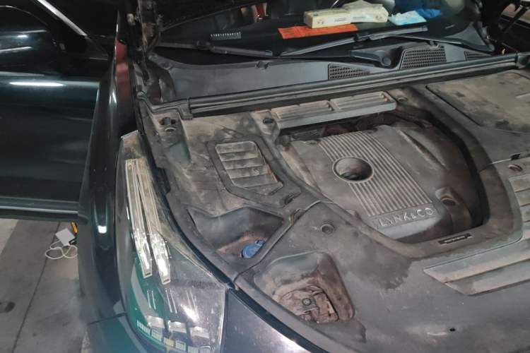 Used Lynk & Co 01 2018 2.0T Two-Wheel-Drive + Version Engine Bay Right