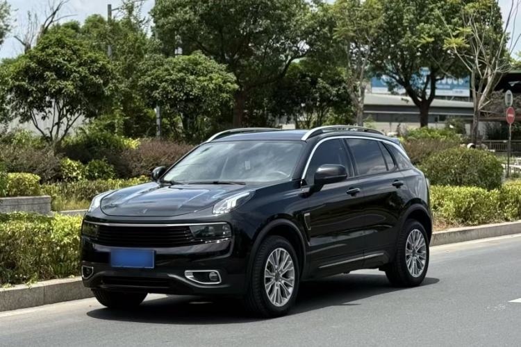 Used Lynk & Co 01 2018 2.0T Two-Wheel-Drive + Version Exterior 3