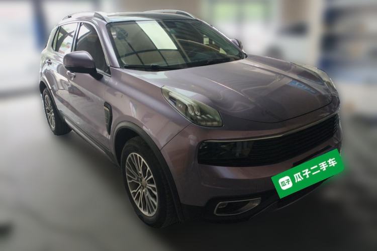 Used Lynk & Co 01 2018 2.0T Two-Wheel-Drive + Version Front Right 45 Deg