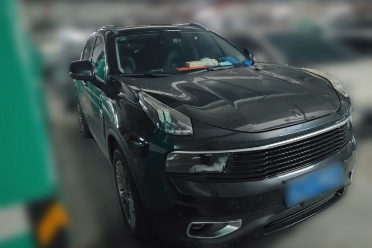 Used Lynk & Co 01 2018 2.0T Two-Wheel-Drive + Version Front Right 45 Deg