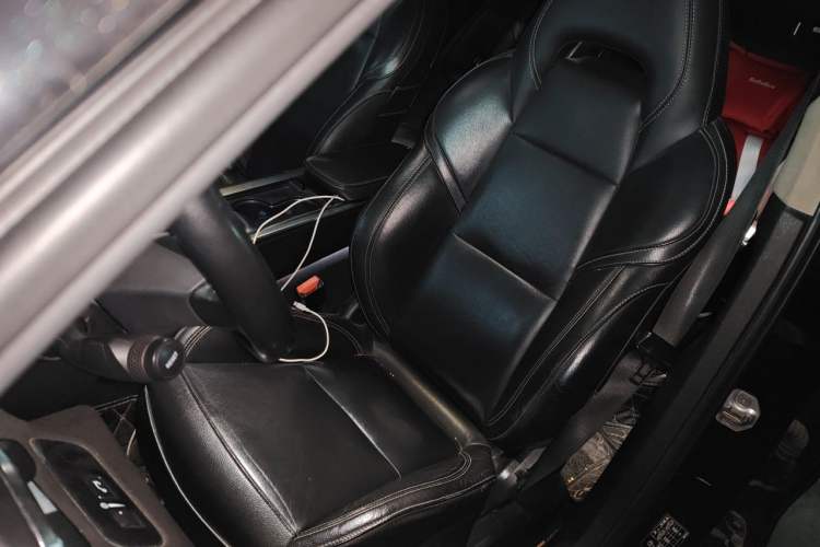 Used Lynk & Co 01 2018 2.0T Two-Wheel-Drive + Version Left Front Seat