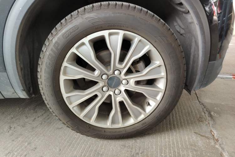 Used Lynk & Co 01 2018 2.0T Two-Wheel-Drive + Version Right Front Wheel Hub