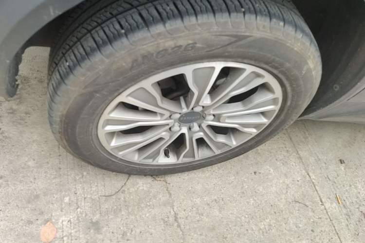 Used Lynk & Co 01 2018 2.0T Two-Wheel-Drive + Version Right Rear Wheel Hub