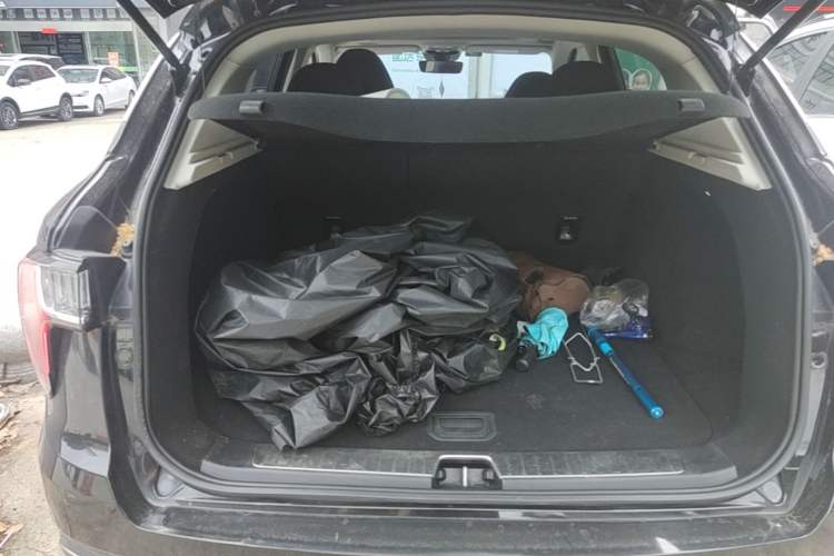 Used Lynk & Co 01 2018 2.0T Two-Wheel-Drive + Version Trunk