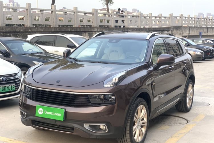 Used Lynk & Co 01 2018 2.0T Two-Wheel-Drive + Version Exterior 6
