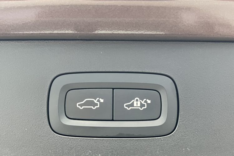 Used Lynk & Co 01 2018 2.0T Two-Wheel-Drive + Version Interior 4