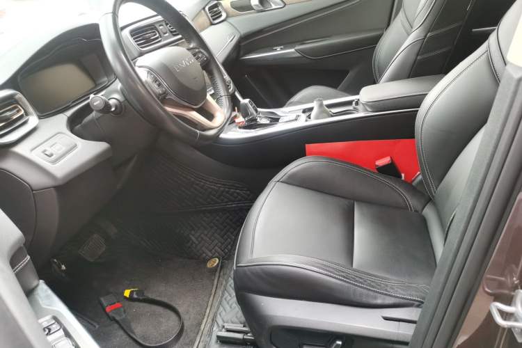 Used Lynk & Co 01 2018 2.0T Two-Wheel-Drive + Version Left Front Seat