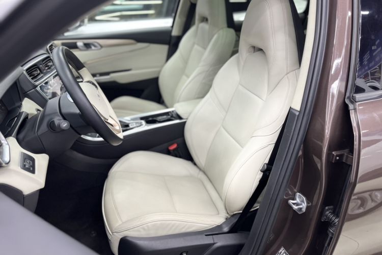 Used Lynk & Co 01 2018 2.0T Two-Wheel-Drive + Version Left Front Seat
