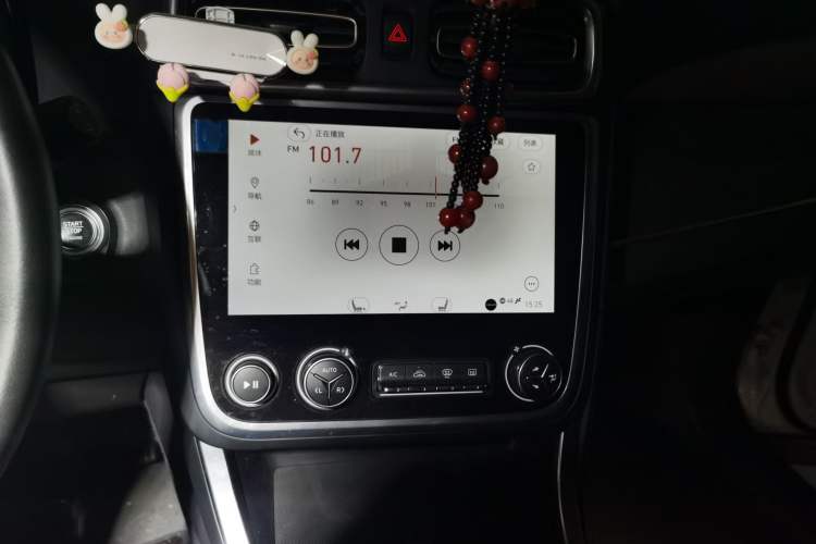 Used Lynk & Co 01 2018 2.0T Two-Wheel-Drive + Version Audio And AC Panel