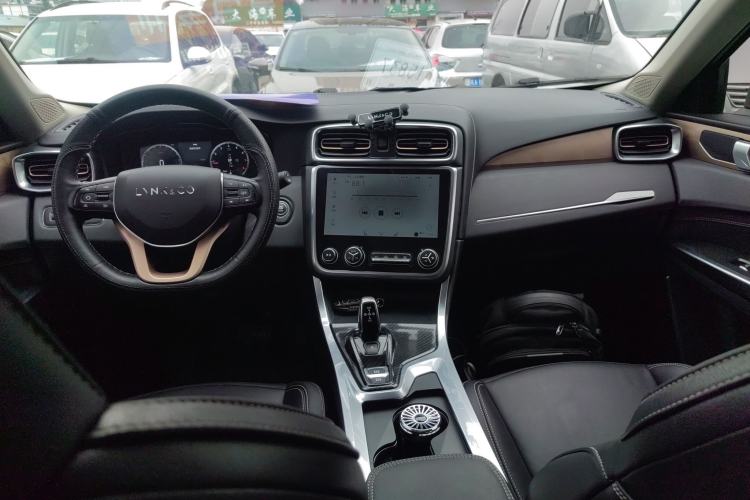 Used Lynk & Co 01 2018 2.0T Two-Wheel-Drive + Version Center Console