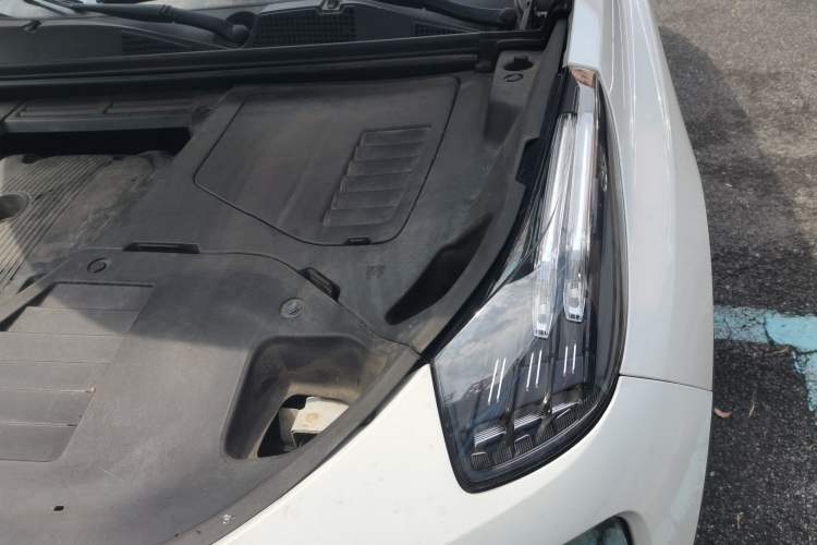 Used Lynk & Co 01 2018 2.0T Two-Wheel-Drive + Version Engine Bay Left