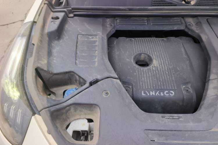 Used Lynk & Co 01 2018 2.0T Two-Wheel-Drive + Version Engine Bay Right