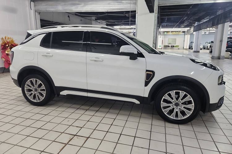 Used Lynk & Co 01 2018 2.0T Two-Wheel-Drive + Version Exterior 2